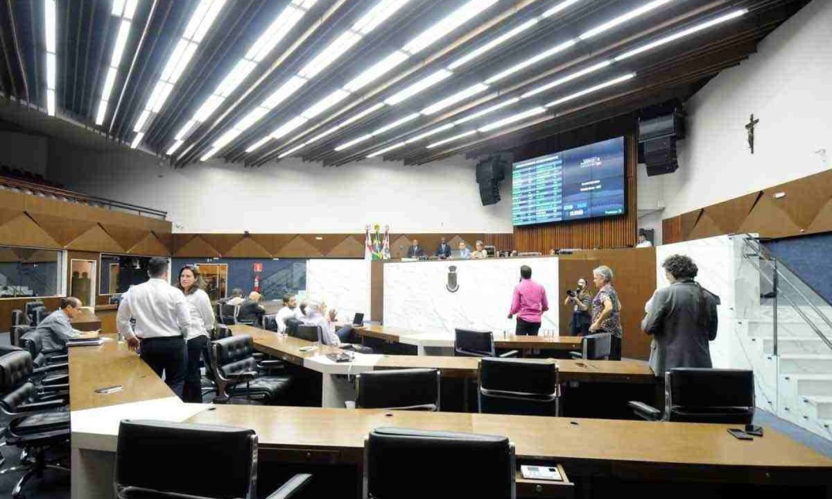 Plenário da Câmara Municipal de Belo Horizonte: Mulheres ocuparão 12 das 41 cadeiras a partir de 2025. Atualmente, são 11 -  (crédito: LEANDRO COURI/EM/D.A.PRESS)