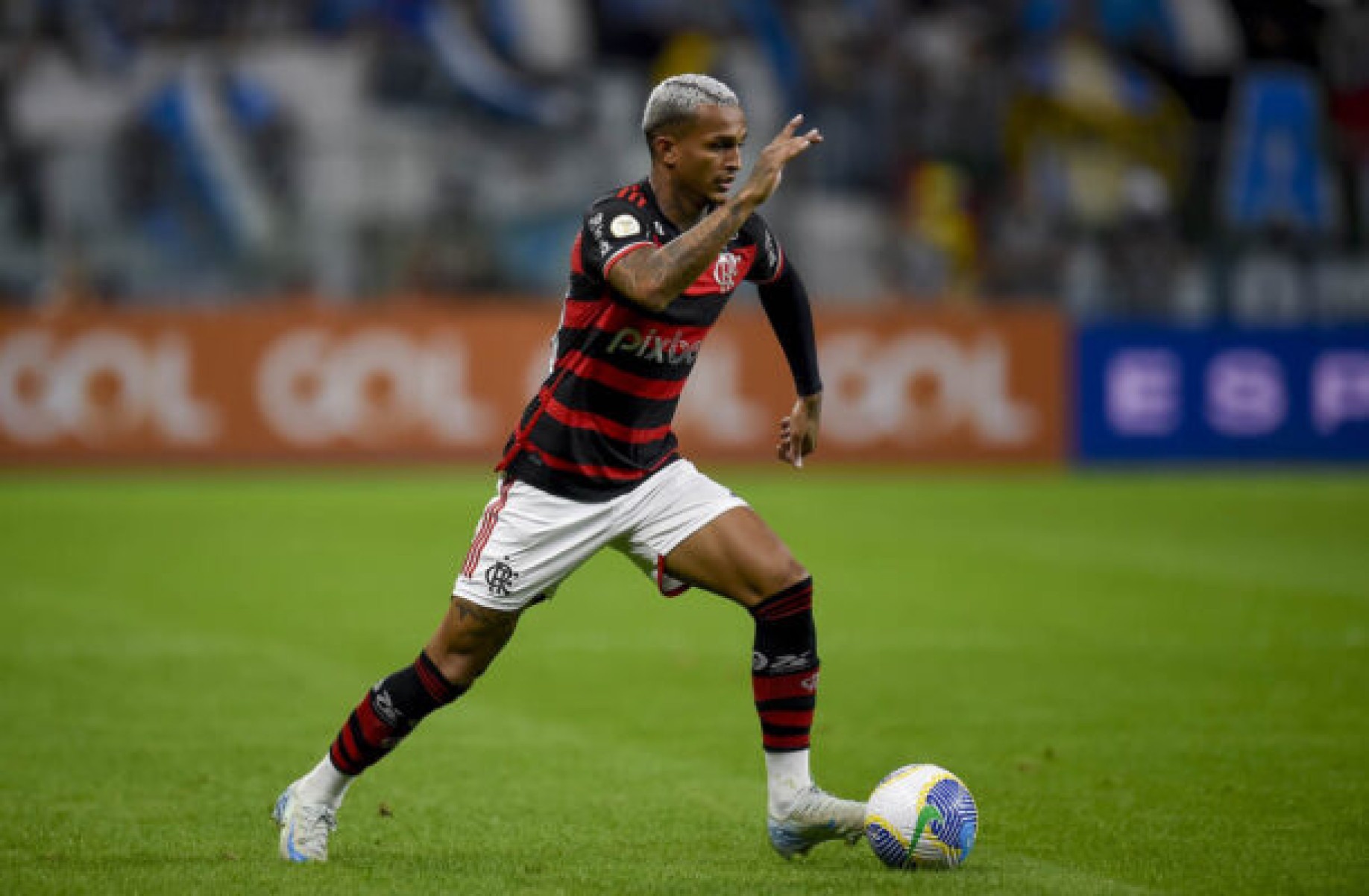 Após indicar dores na coxa, Wesley não preocupa para clássico entre Flamengo x Fluminense Após indicar dores na coxa, Wesley não preocupa para clássico entre Flamengo x Fluminense