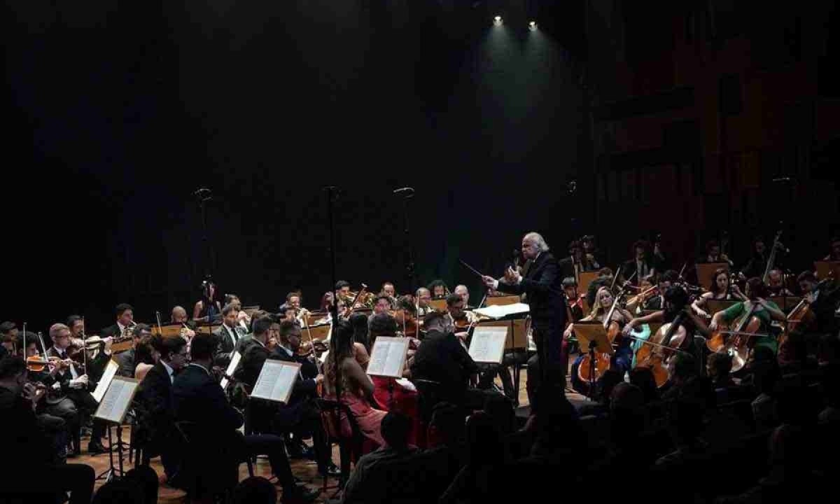 A regência do concerto em BH será do maestro Isaac Karabtchevsky, de 89 anos, o titular da Sinfônica Heliópolis -  (crédito: Heloisa Bortz/Divulgação)