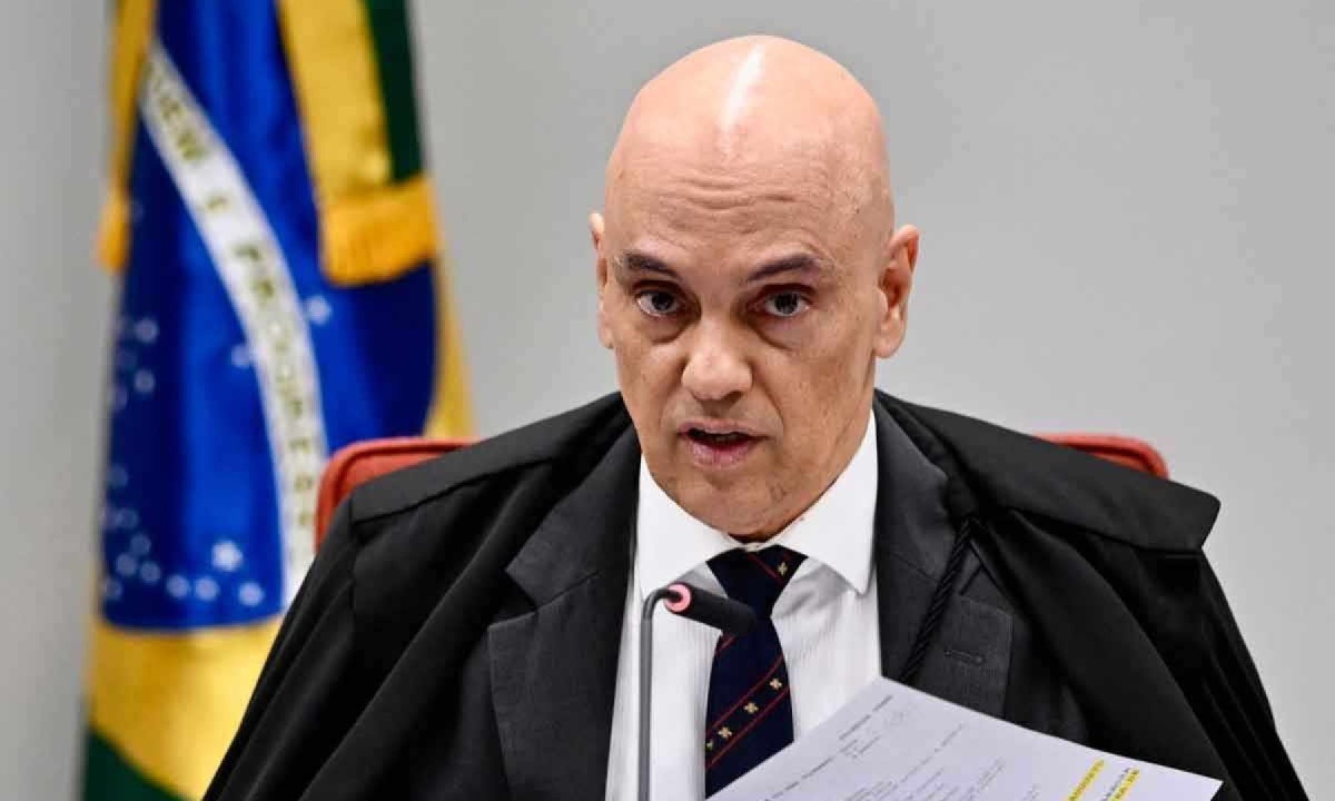 Alexandre de Moraes liberou o X depois do pagamento de multas -  (crédito: EVARISTO SÁ/AFP)