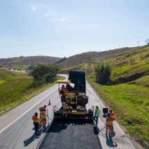 Fornecedores de infraestrutura rodoviária são premiados  - DINO