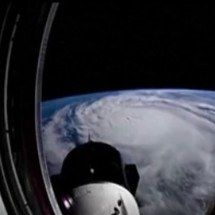 Furacão considerado "explosivo" é filmado do espaço por astronauta - Divulgação 