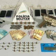 Troca de tiros entre policiais e suspeitos de roubo termina com um morto - PMMG/Divulgação