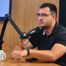 Quem brinca com o fogo... - JAIR AMARAL/EM/DAPRESS
