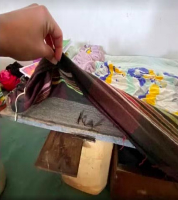 O documento também revelou que o dormitório foi improvisado pelos próprios funcionários, que chegavam a usar tábuas de madeira encontradas na região como suporte para os colchões.