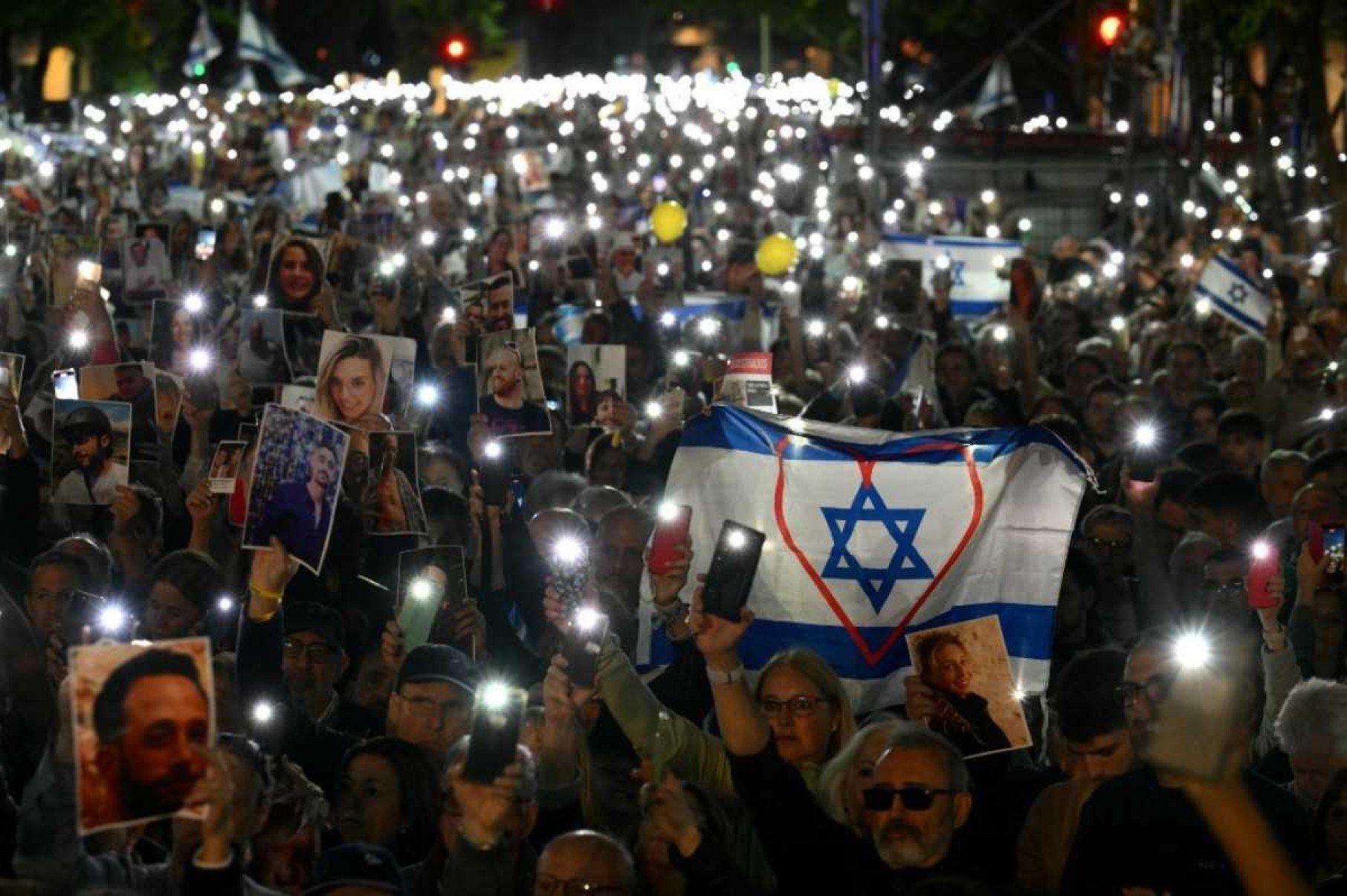 Milhares de argentinos lembram aniversário de ataque do Hamas a Israel