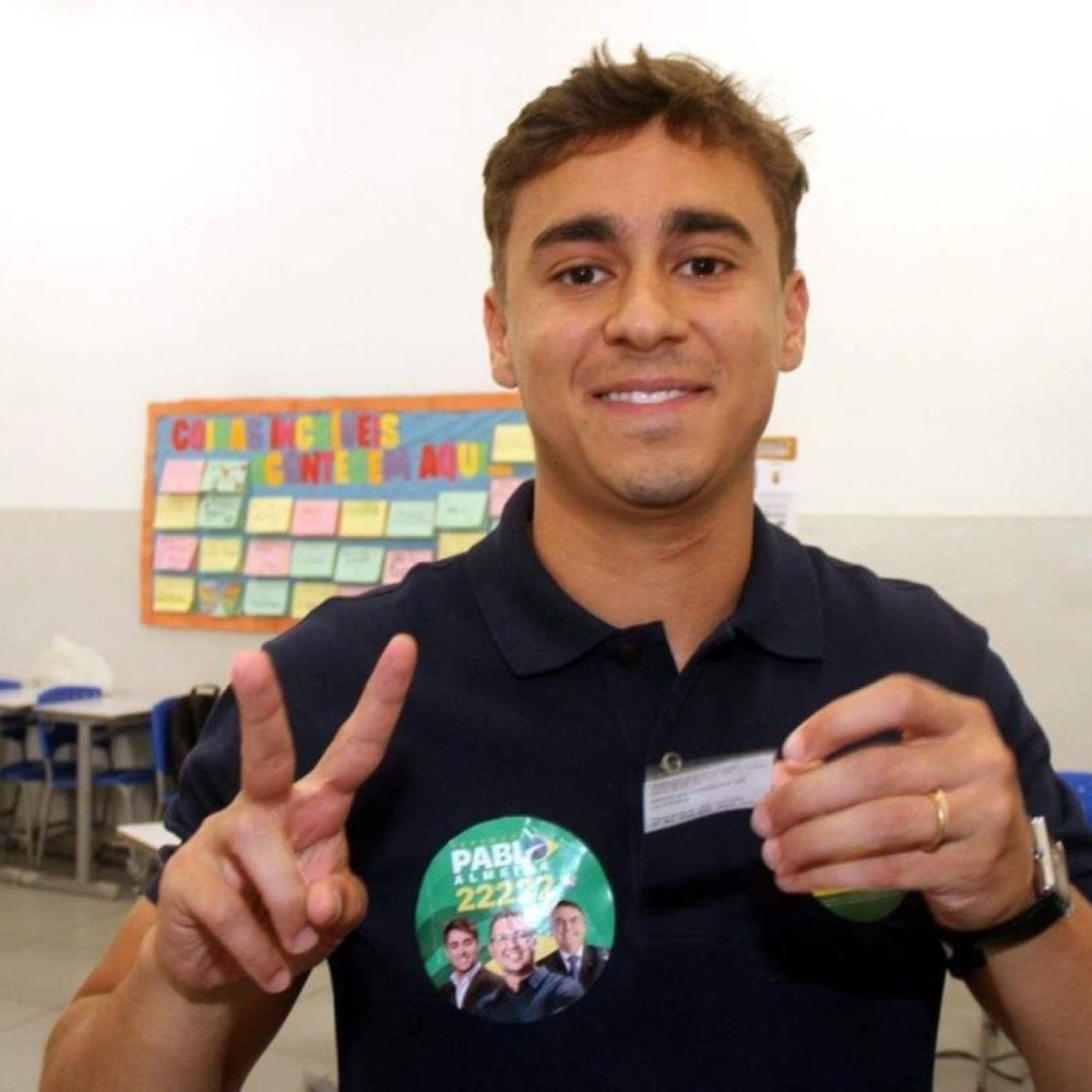 Expresso 22.222: como Nikolas escolheu e elegeu candidatos a vereador em MG