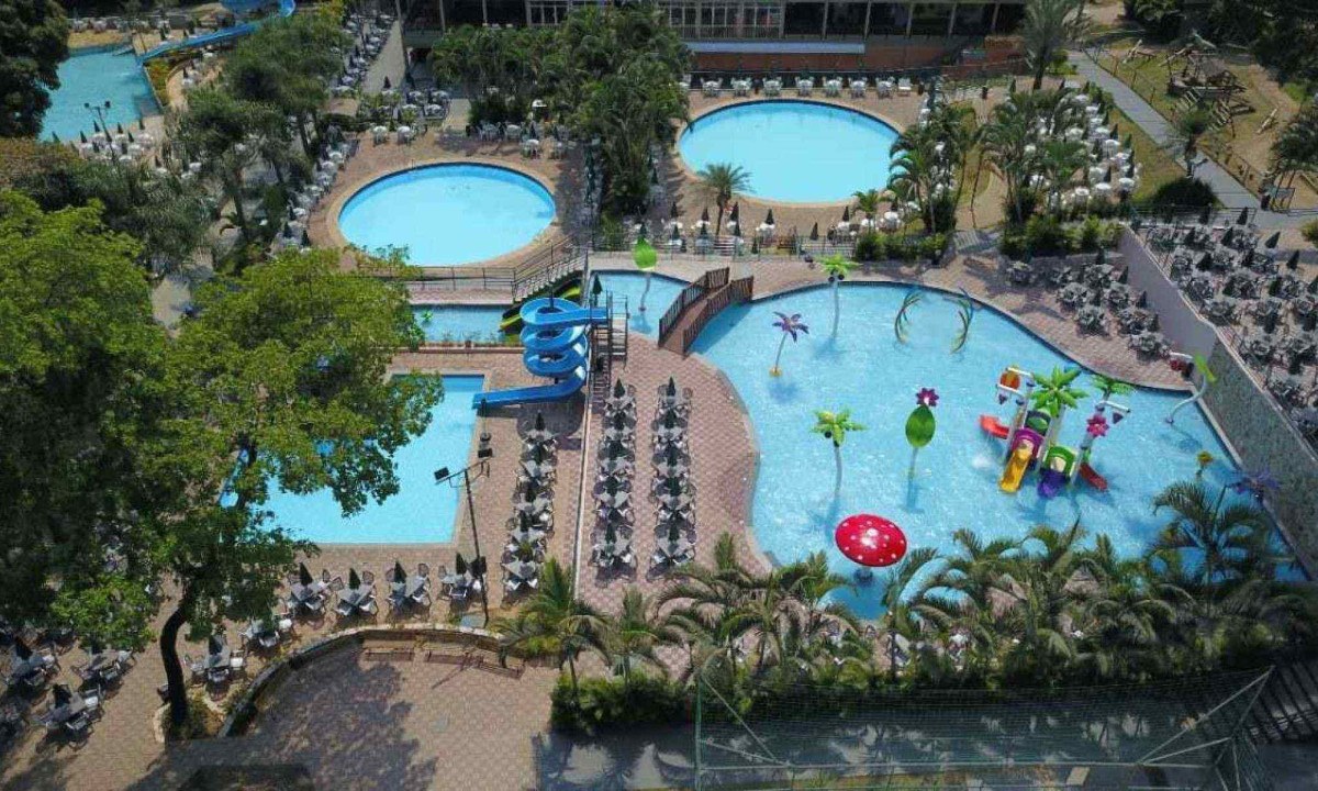 Com 10 piscinas, parque aquático é diversão garantida para toda a família -  (crédito: Rafael Torres/Divulgação)
