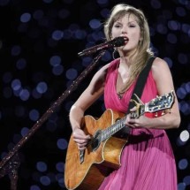 Taylor Swift doa quase R$ 30 mi para vítimas do furacão Milton na Flórida - BBC Geral