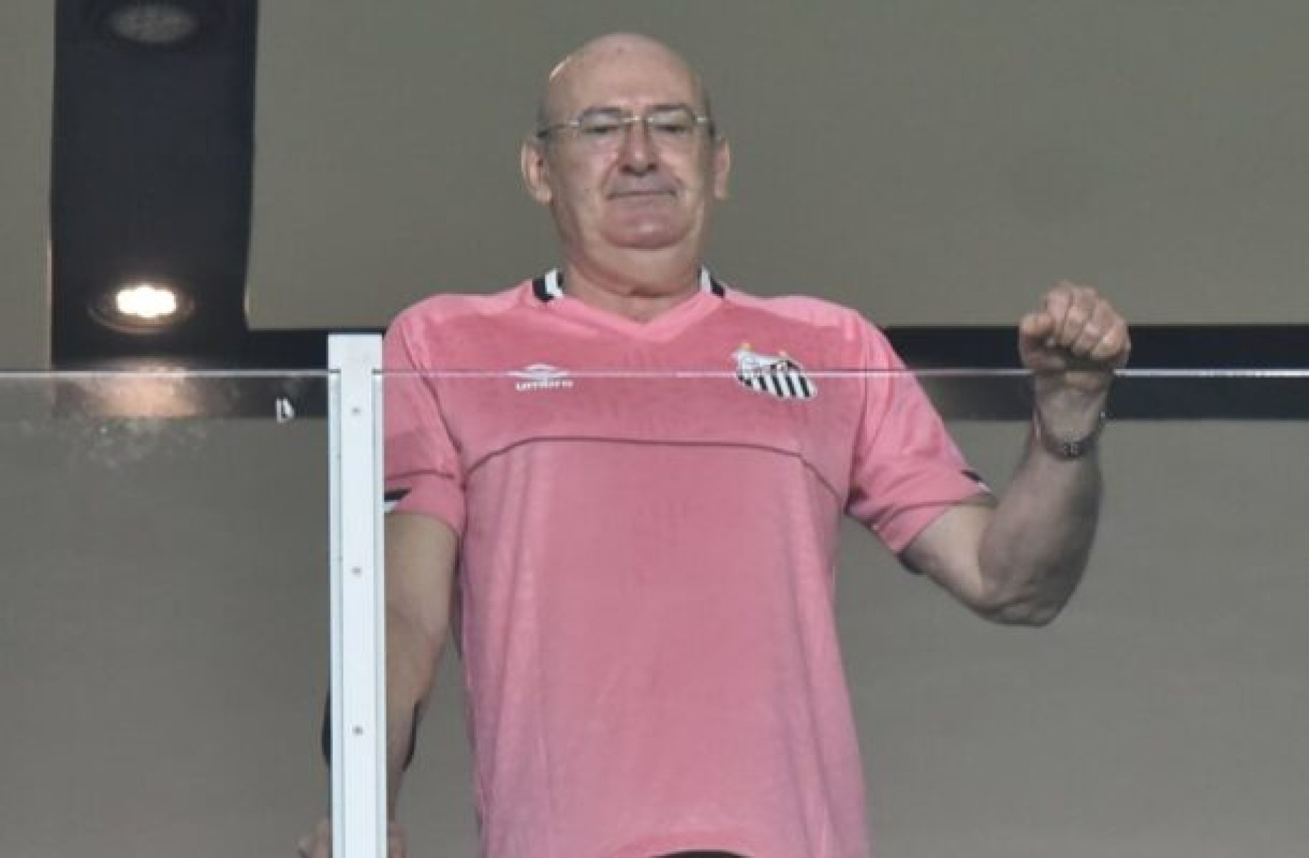 Ex-presidente Andres Rueda é expulso do quadro associativo do Santos