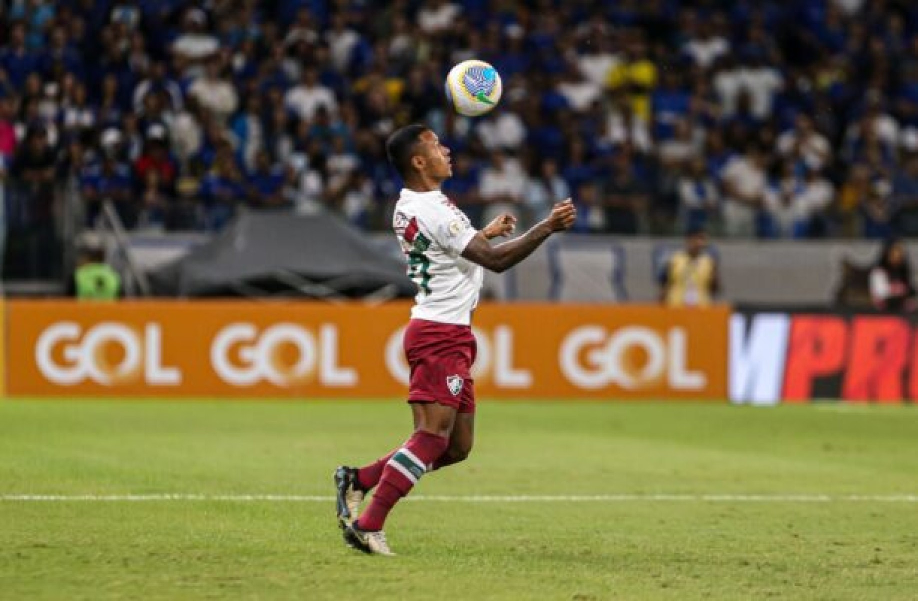 Possível substituto, atacante não é titular desde julho no Fluminense