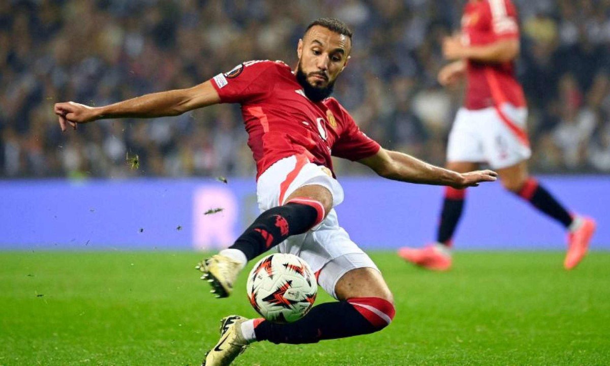 Jogador do Manchester United passa por cirurgia após arritmia cardíaca -  (crédito: No Ataque Internacional)
