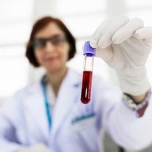 Como os exames de sangue podem ajudar na manutenção da saúde mental  - Freepik