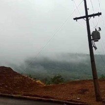 Chuva controla fogo na Serra da Moeda - CBMMG
