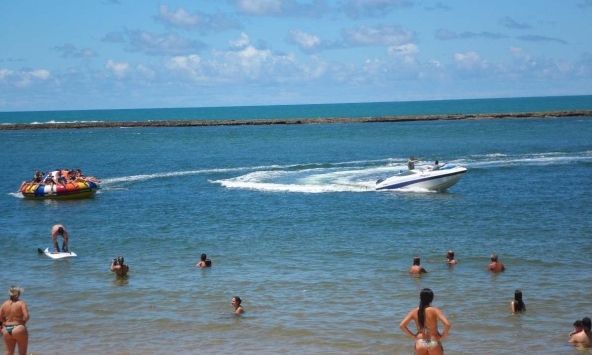 Destinos no litoral, como a Praia do Gunga, em Alagoas, estão no topo da preferência dos brasileiros -  (crédito: Carlos Altman/EM)