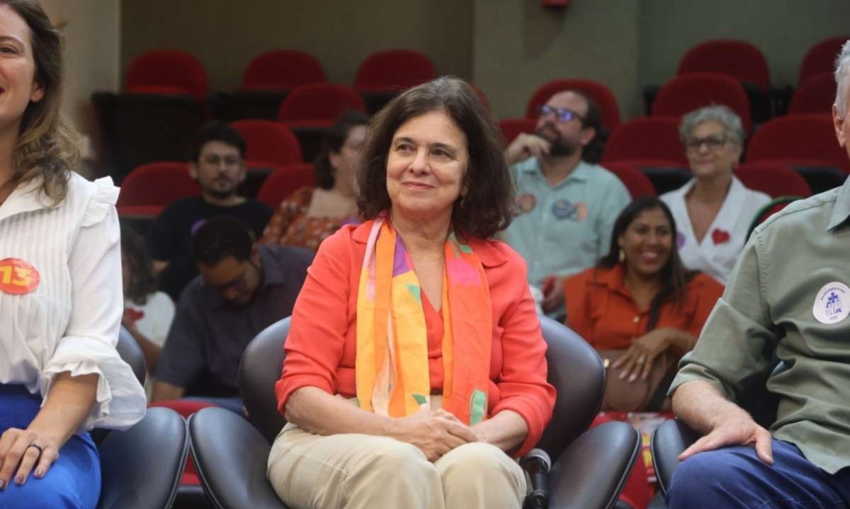 Ministra N&iacute;sia Trindade, que est&aacute; em viagem oficial &agrave; It&aacute;lia, divulgou um v&iacute;deo, ainda no avi&atilde;o, afirmando quais medidas para a pasta da Sa&uacute;de est&aacute; tomando sobre o caso -  (crédito: Marcos Vieira/EM/D.A Press)