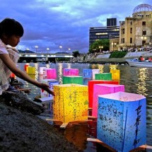 Grupo de japoneses sobreviventes da bomba atômica ganha o Nobel da Paz - Getty Images