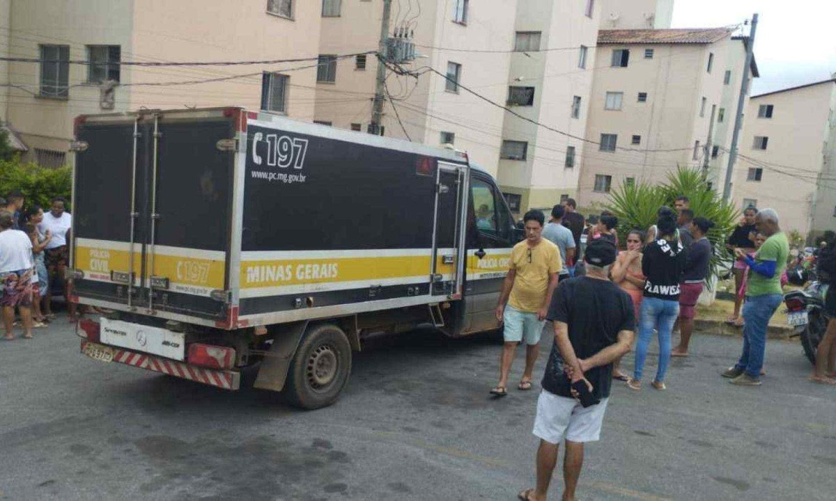 Corpos foram encontrados no condomínio São Marcos II, no Bairro São Jorge, em Betim -  (crédito: Imagem cedida ao EM)