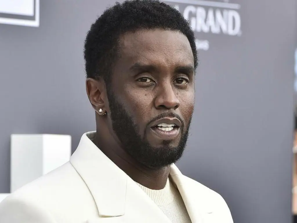 As vítimas de Diddy seriam duas mulheres e quatro homens de Nova York, segundo a NBC News -  (crédito: Observatório dos Famosos)