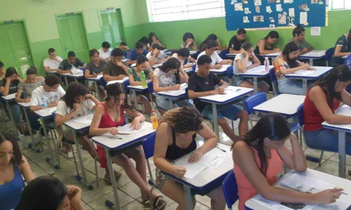 Pré-vestibular gratuito atende alunos de  baixa em Francisco Sá e Montes Claros , no Norte de Minas -  (crédito: Denilson Silveira/divulgação )