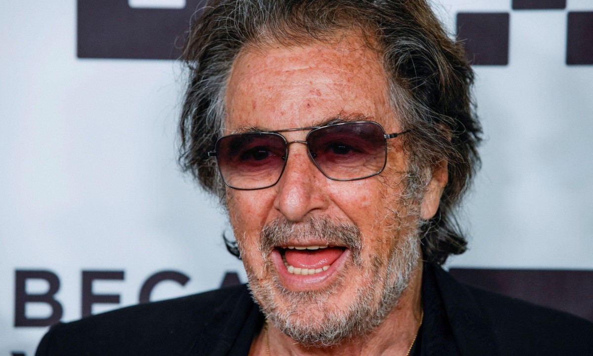 O filho de Noor Alfallah e Al Pacino, Roman, nasceu em junho de 2023 -  (crédito: Getty Images)