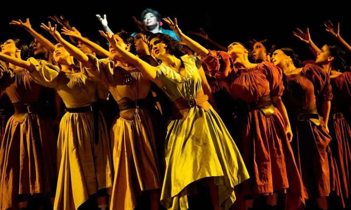 Coreografias ganham relevância em "Ainadamar", ópera em espanhol sobre o poeta Federico García Lorca -  (crédito: Timothy A. Clary/AFP)