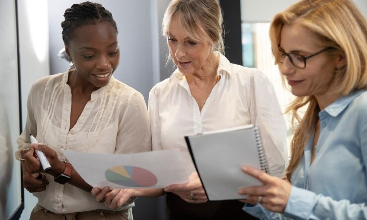 Programa do governo incentiva mulheres ao empreendedorismo -  (crédito: DINO)