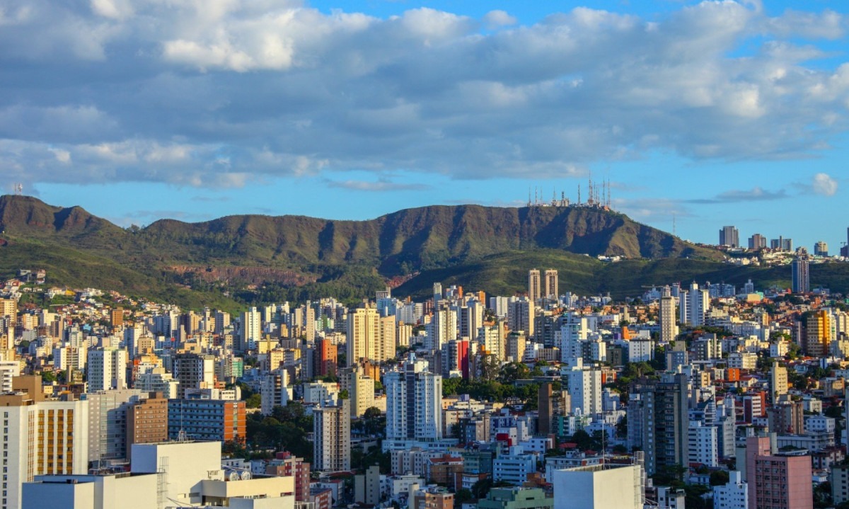 Escassez de terrenos em BH faz incorporadoras adotarem novas estratégias -  (crédito: DINO)