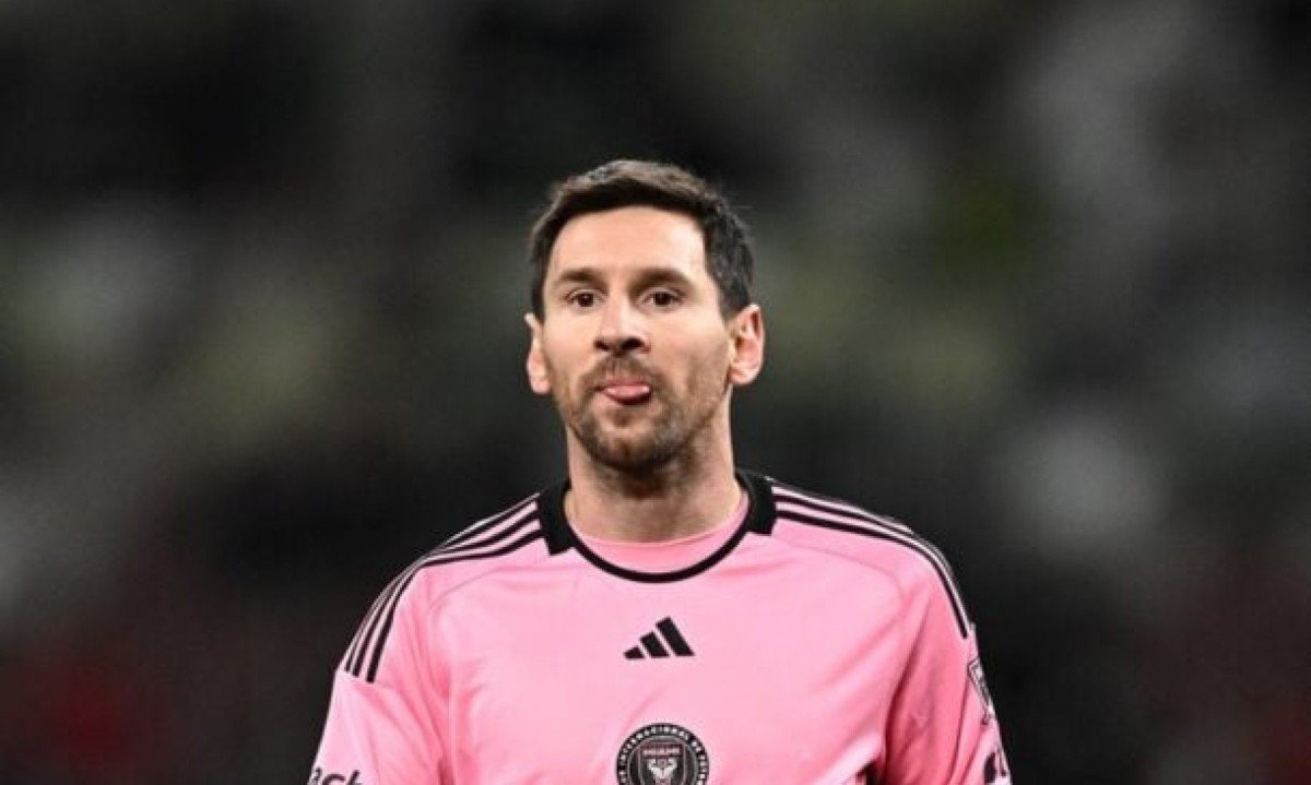 Messi elege favorito à Bola de Ouro: &#8216;Merece mais do que ninguém&#8217; -  (crédito: No Ataque Internacional)