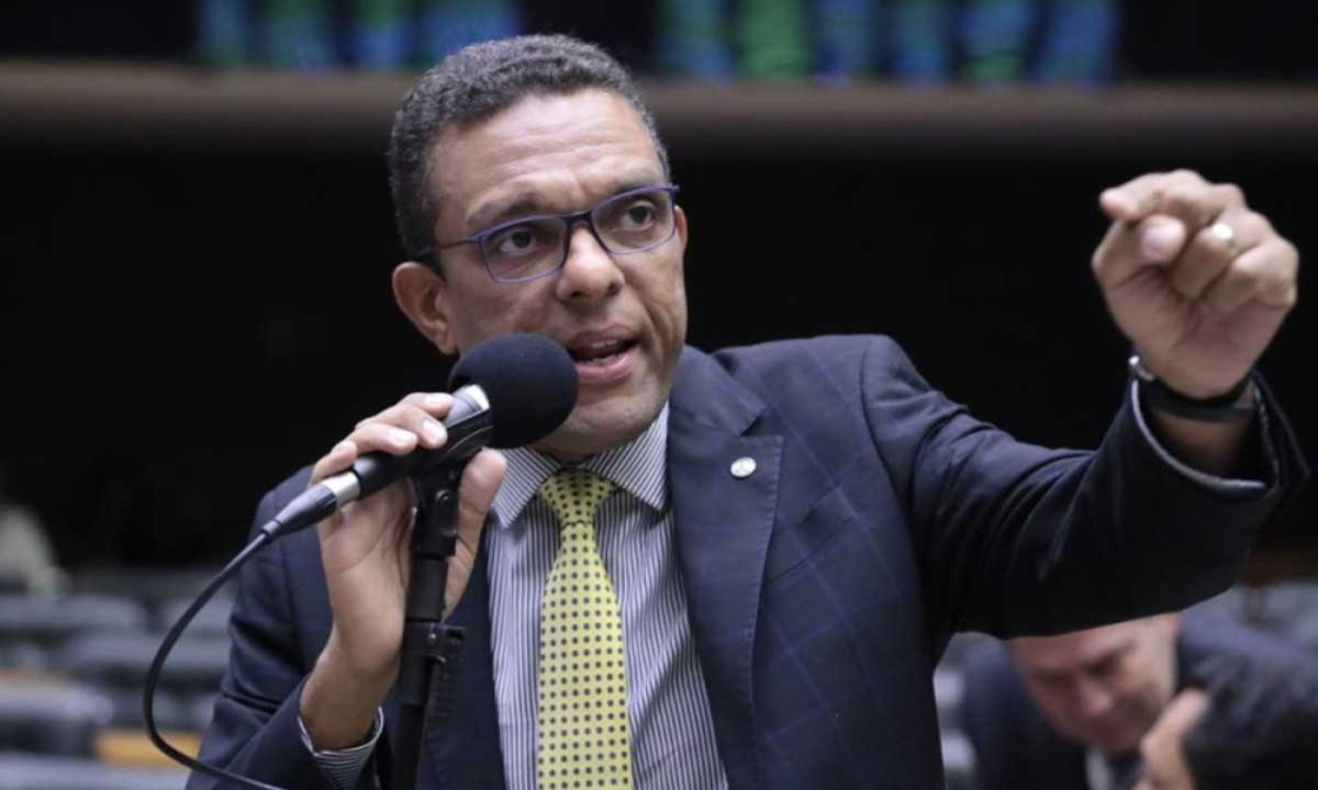 Otoni De Paula era um bolsonarista de primeira linha, mas se afastou do ex-presidente após apoiar a reeleição de Eduardo Paes (PSD) no Rio de Janeiro -  (crédito: Bruno Spada/Câmara dos Deputados)