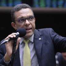 Otoni de Paula diz que Bolsonaro é 'bezerro de ouro': 'Não aceitou Jesus' - Bruno Spada/Câmara dos Deputados