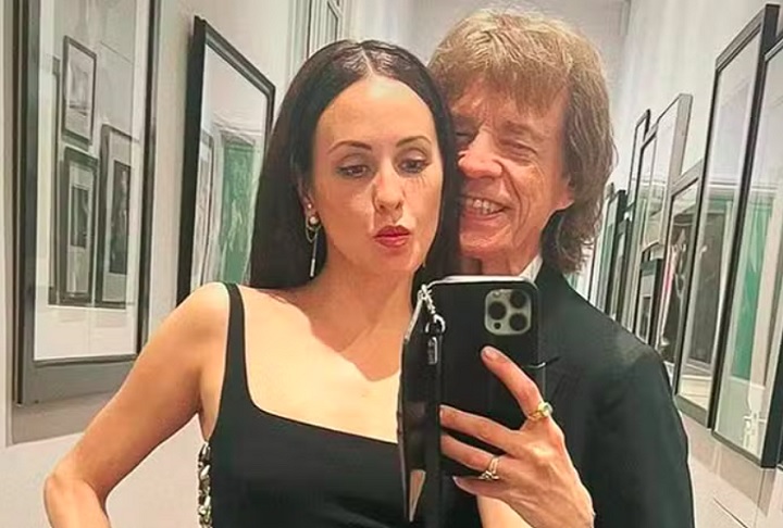 Namorada de Mick Jagger responde críticas por diferença de idade com cantor