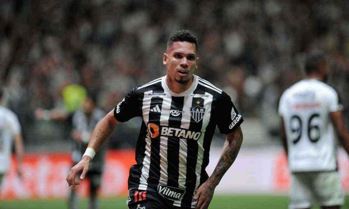 No primeiro jogo das semifinais da Copa do Brasil, o Galo venceu o Vasco por 2 a 1. Um dos gols foi marcado por Paulinho, cria do time carioca -  (crédito: Alexandre Guzanshe/EM/D.A Press)