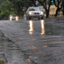 Belo Horizonte está em alerta para pancadas de chuva até sábado (19) - Leandro Couri / EM / D.A Press    