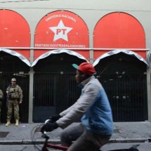 PT não elege nenhum prefeito em 7 Estados - Rovena Rosa/Agência Brasil