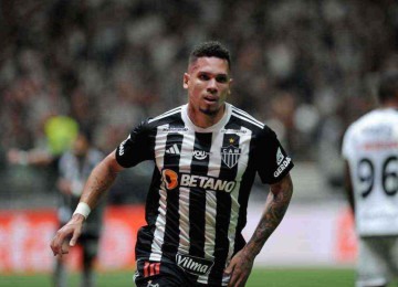 No primeiro jogo das semifinais da Copa do Brasil, o Galo venceu o Vasco por 2 a 1. Um dos gols foi marcado por Paulinho, cria do time carioca -  (crédito: Alexandre Guzanshe/EM/D.A Press)