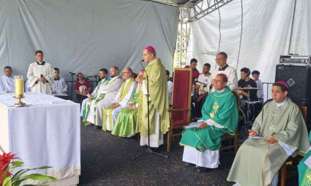 O evento promovido pela Arquidiocese de Belo Horizonte começou às 8h, com acolhida aos jovens das muitas paróquias da Região Metropolitana de BH -  (crédito: Arquidiocese de BH/ Divulgação)