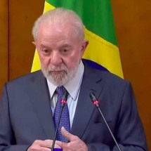 WebStories: Lula sofre acidente doméstico e cancela viagem oficial