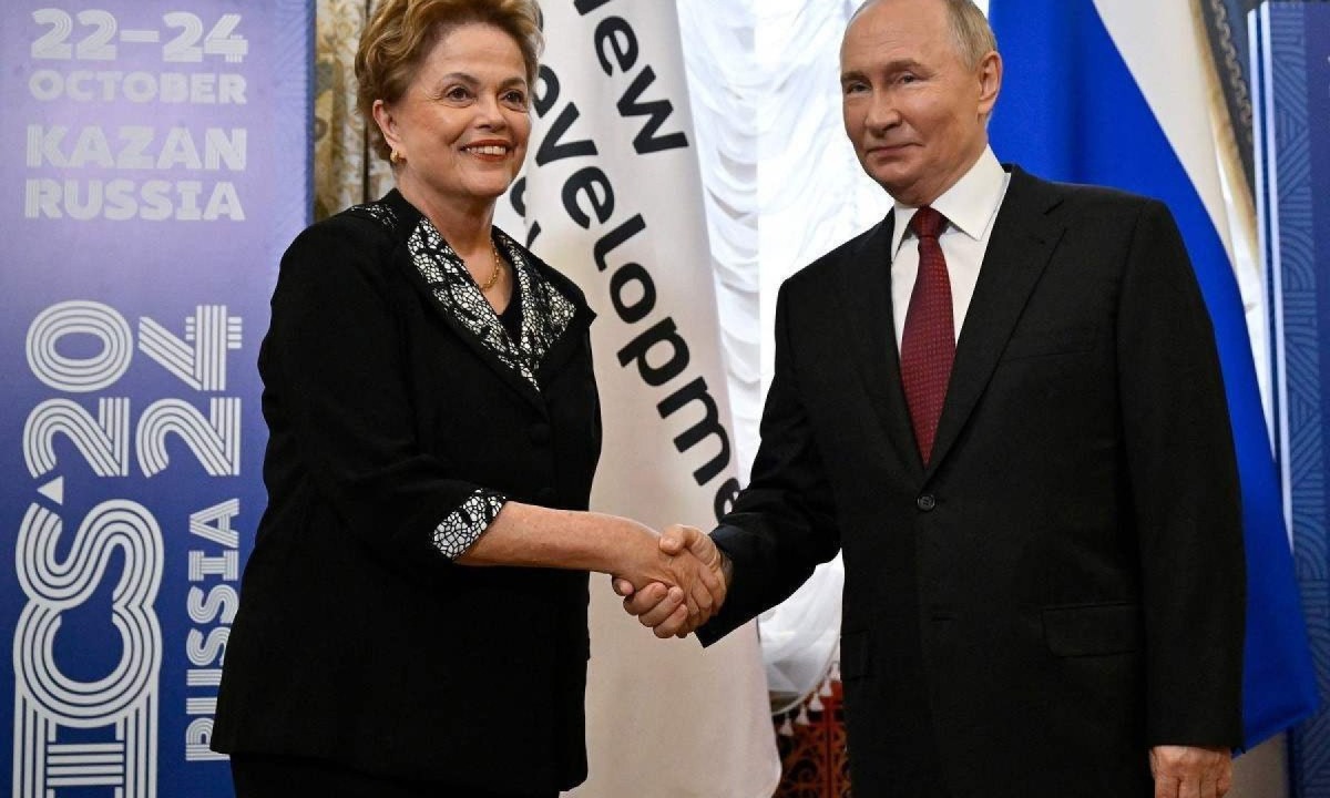 Dilma e Putin se encontraram nesta terça   -  (crédito: Alexander NEMENOV / POOL / AFP)