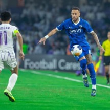 Neymar em ação nesta segunda-feira (21) pelo Al Hilal -  (crédito: Foto: Divulgação / Al Hilal)