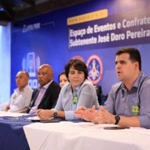 Engler para policiais: 'A gente não está votando no Zema, mas em mim' - Lucas Mendes/ Campanha Bruno Engler