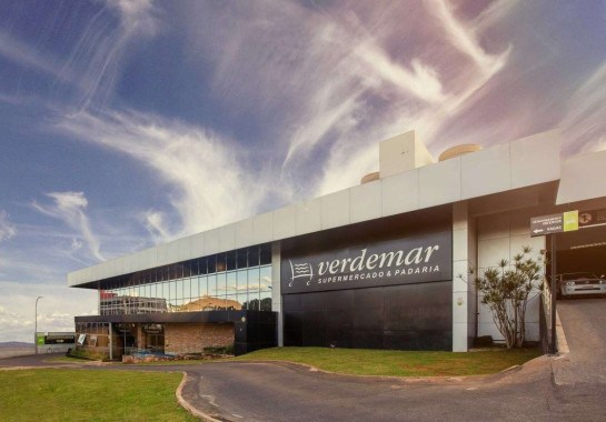 Rede de supermercado em BH promove "Semana da Contratação" 