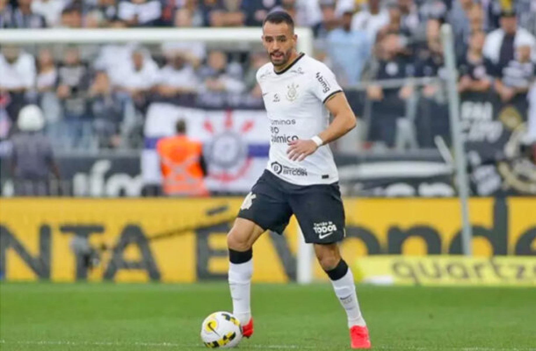 Renato Augusto processa o Corinthians e cobra valor milionário