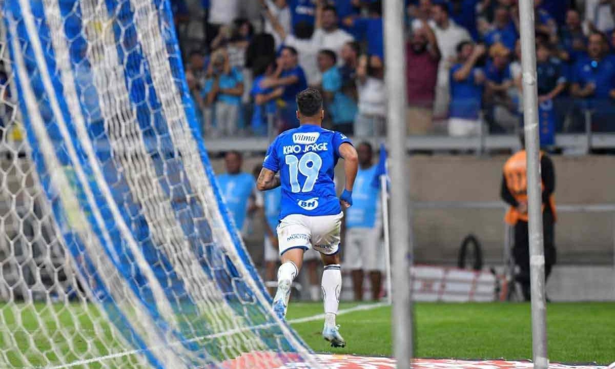 Kaio Jorge abriu o placar no Mineirão, mas o Cruzeiro acabou levando o gol de empate do Lanús no jogo de ida das semifinais da Copa Sul-Americana -  (crédito: Alexandre Guzanshe/EM/D.A Press)