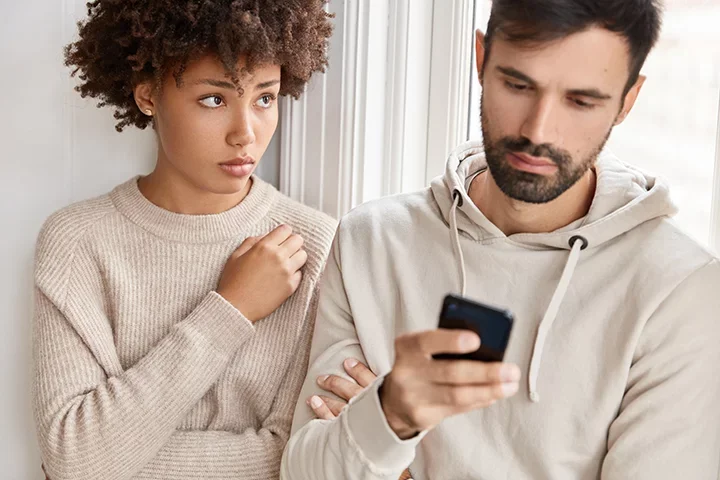 5 sinais de um relacionamento tóxico e como lidar com ele - Freepik