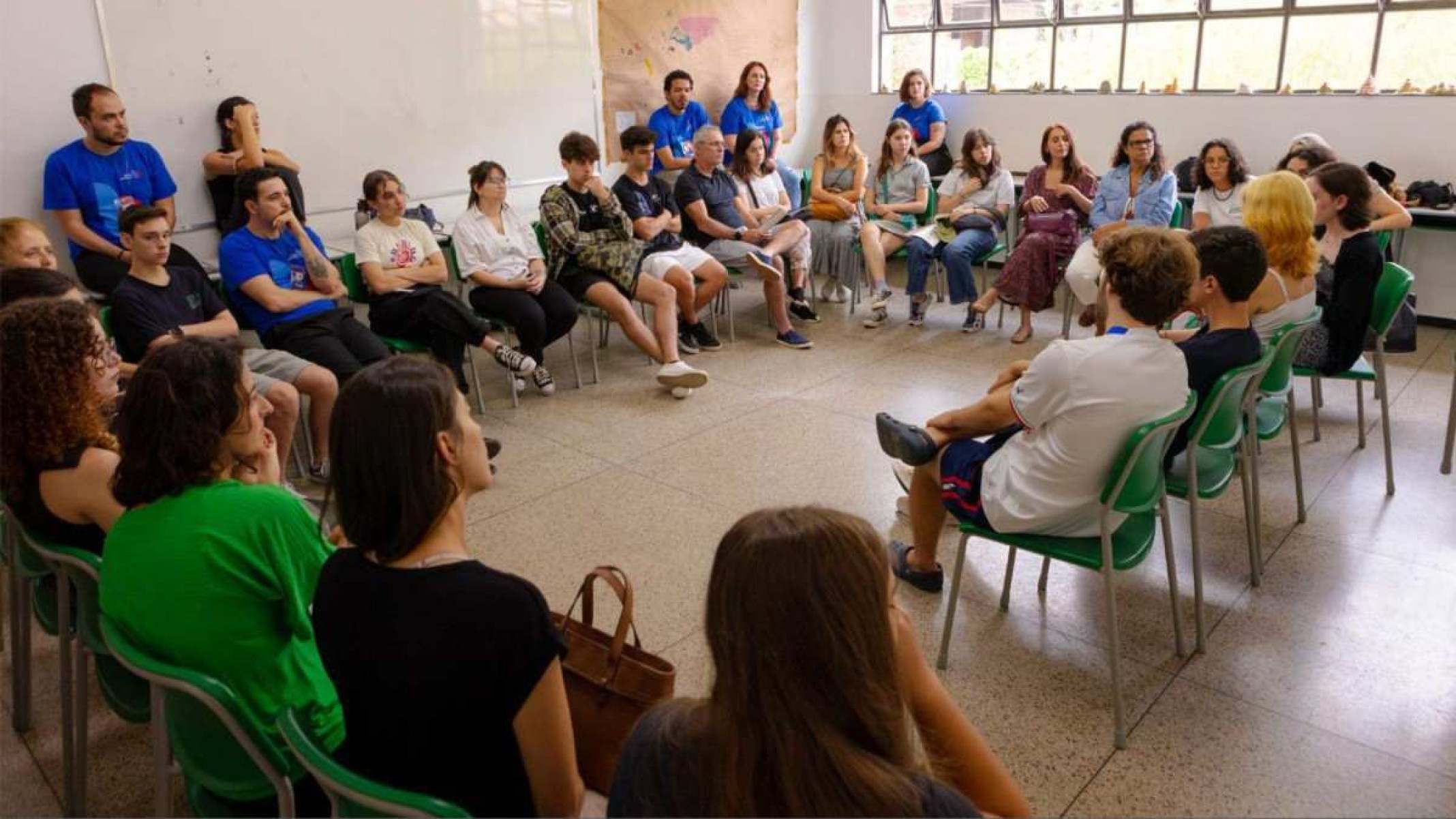 Envolvimento das famílias com a escola é importante para a execução de uma educação pensada nas individualidades de cada criança e adolescente