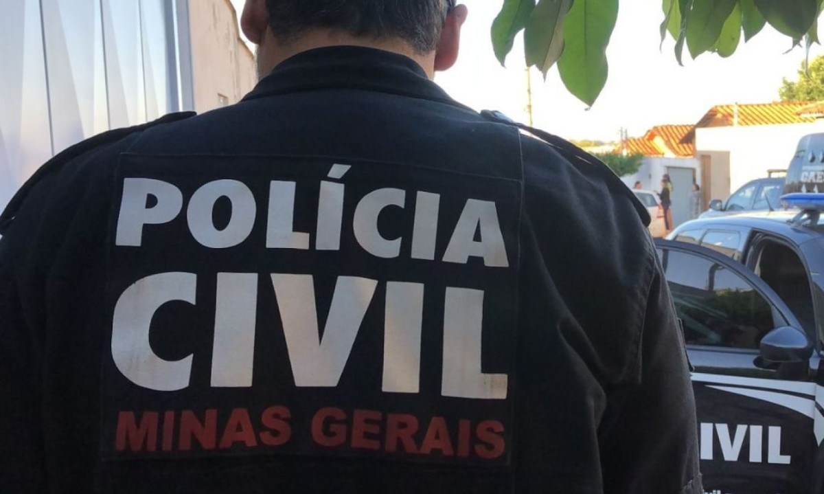 Operação contou com 17 policiais -  (crédito: Divulgação/PMMG)