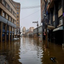 RS em alerta: ciclone se aproxima com chuva e ventos de até 100 km/h - DINO