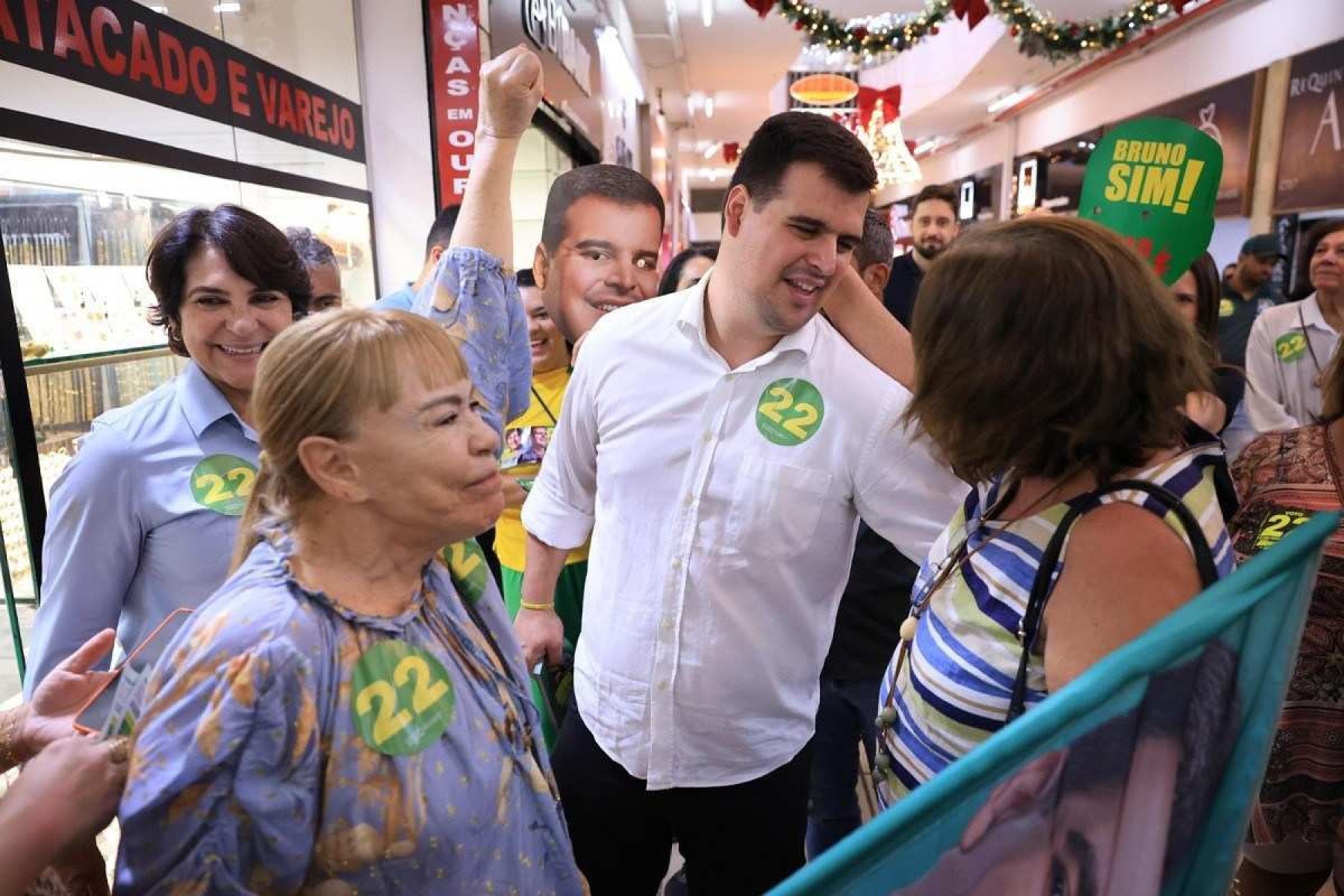 Bruno Engler visita Galeria do Ouvidor, no Centro de BH