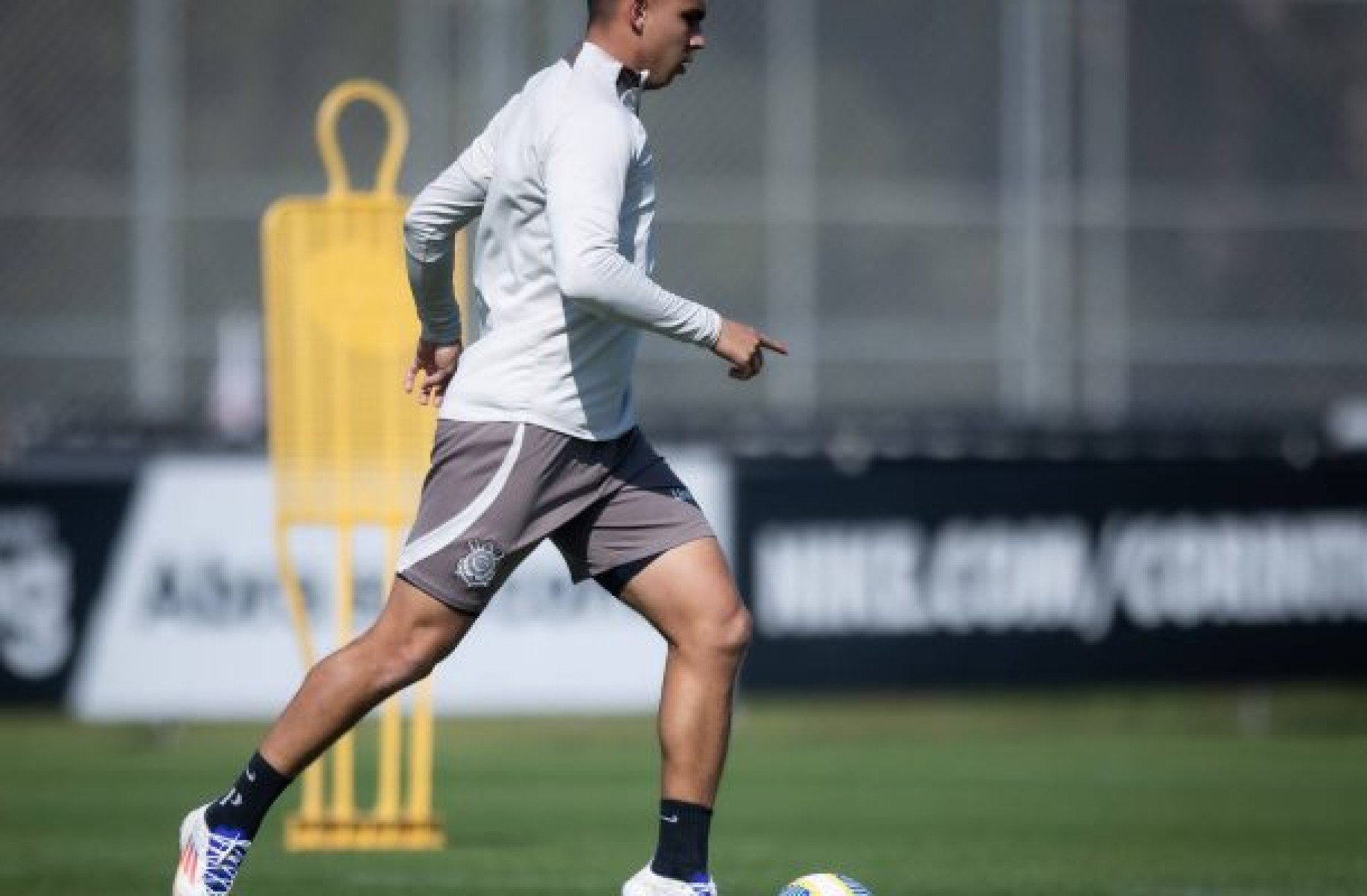 Giovane, do Corinthians, se surpreende com declaração de Ramón Díaz